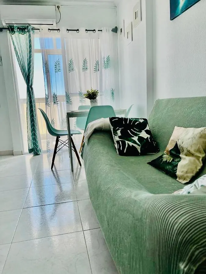 Estudio muy acogedor en Benalmádena 0*,  Espanha